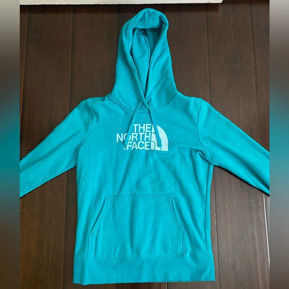 blue north face hoodie